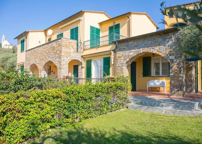 Ferienhaus Charming Panoramic In Diano Marina Serreta