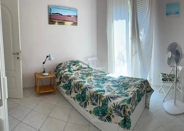 Nyaraló Charming Panoramic In Diano Marina