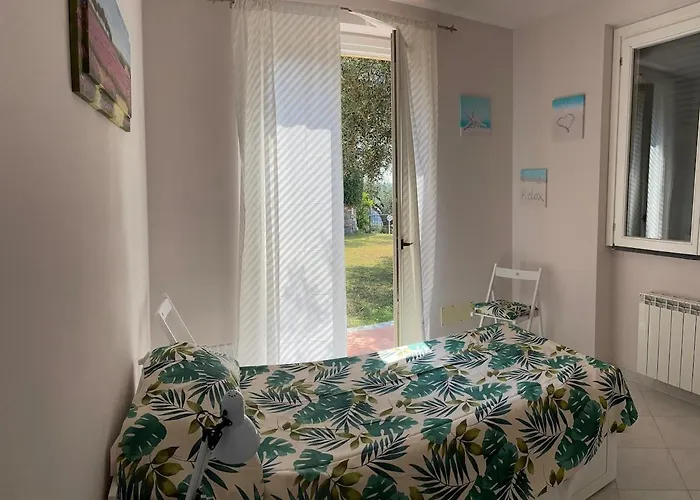 Nyaraló Charming Panoramic In Diano Marina